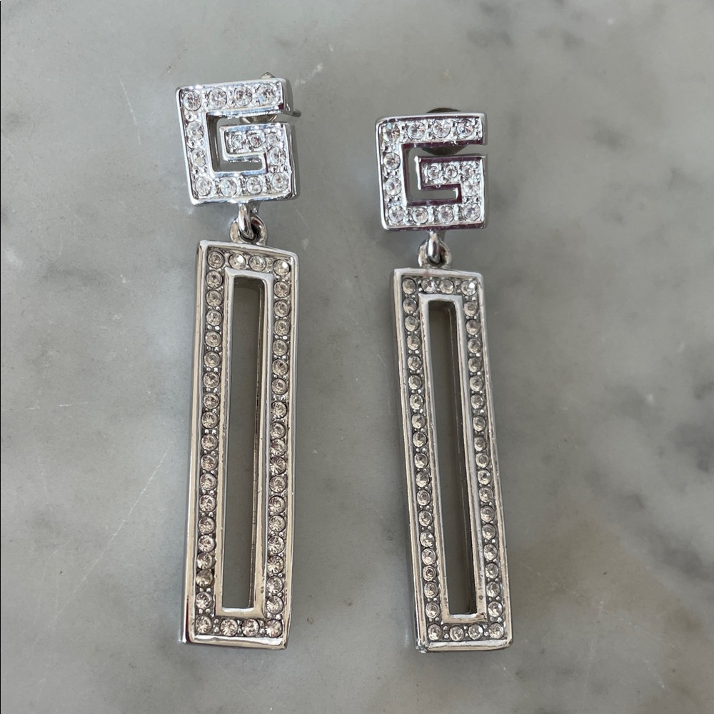 GIVENCHY G Logo Susan Caplan Silver Crystal Drop Post Statement Earrings - Picture 7 of 17